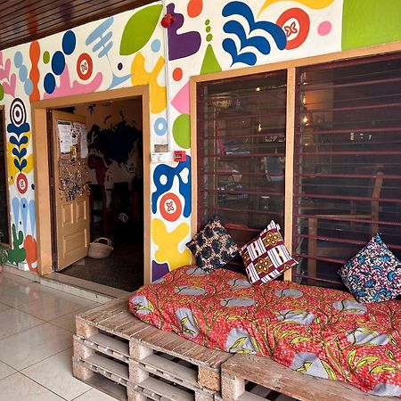Tumi Hostel Kumasi Luaran gambar