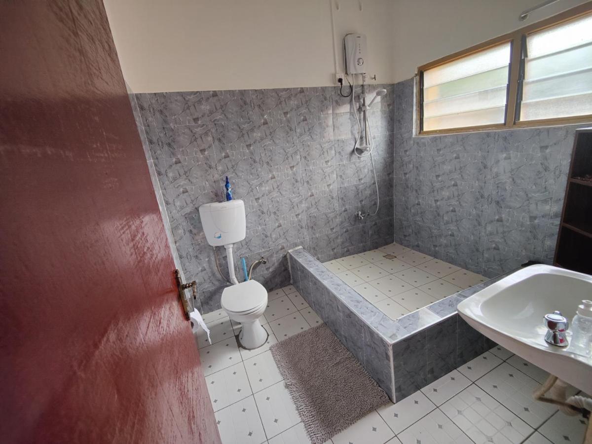 Tumi Hostel Kumasi Luaran gambar