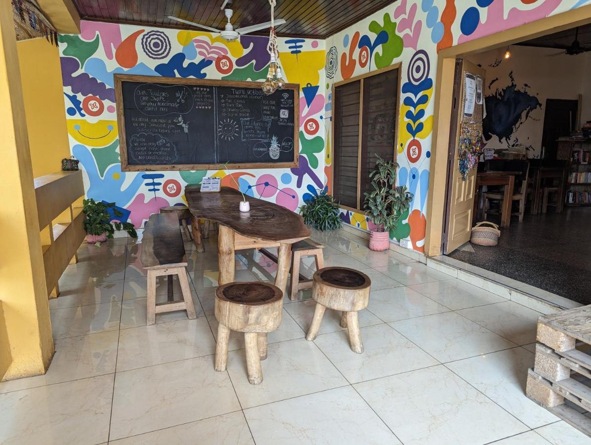 Tumi Hostel Kumasi Luaran gambar