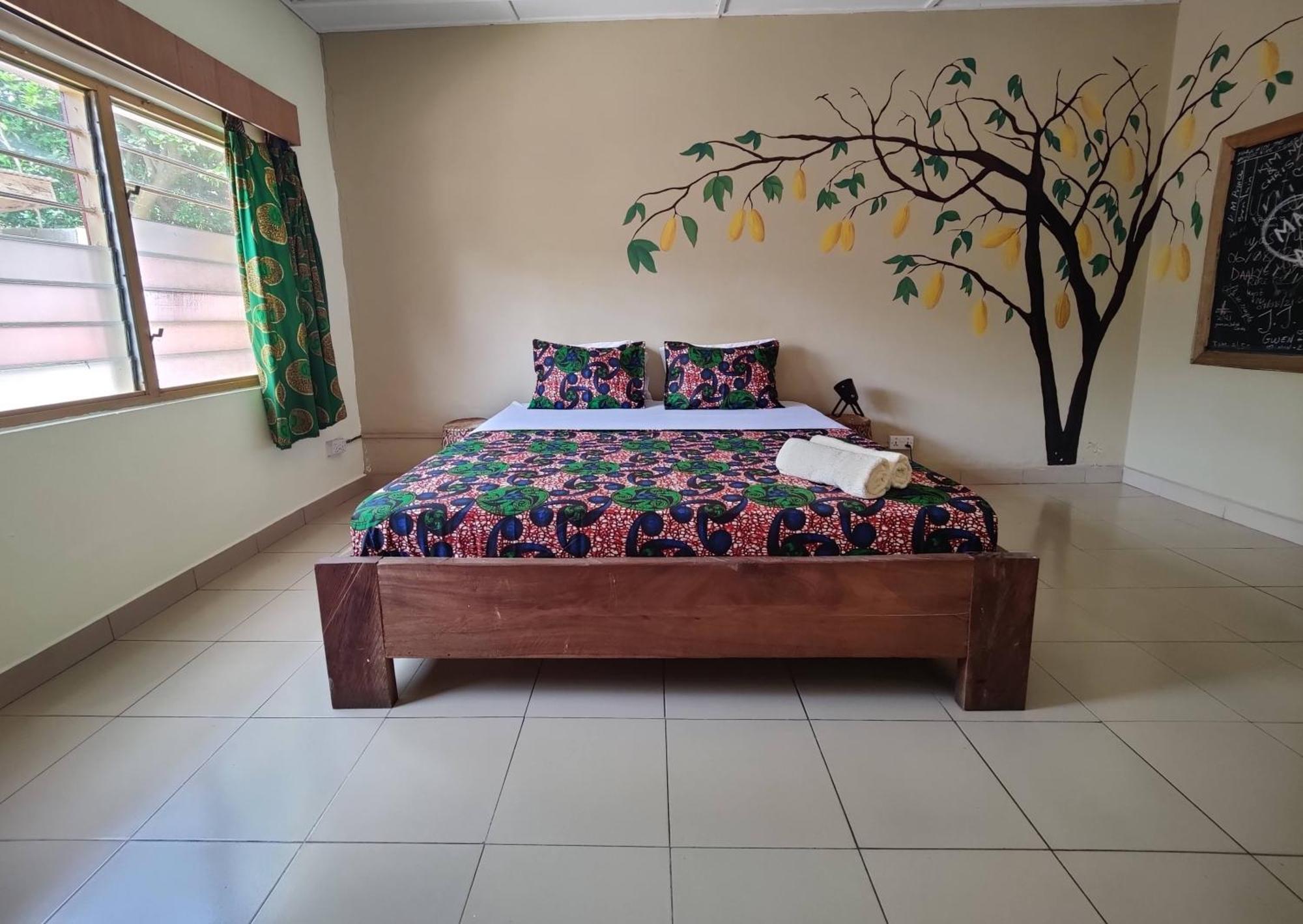 Tumi Hostel Kumasi Luaran gambar