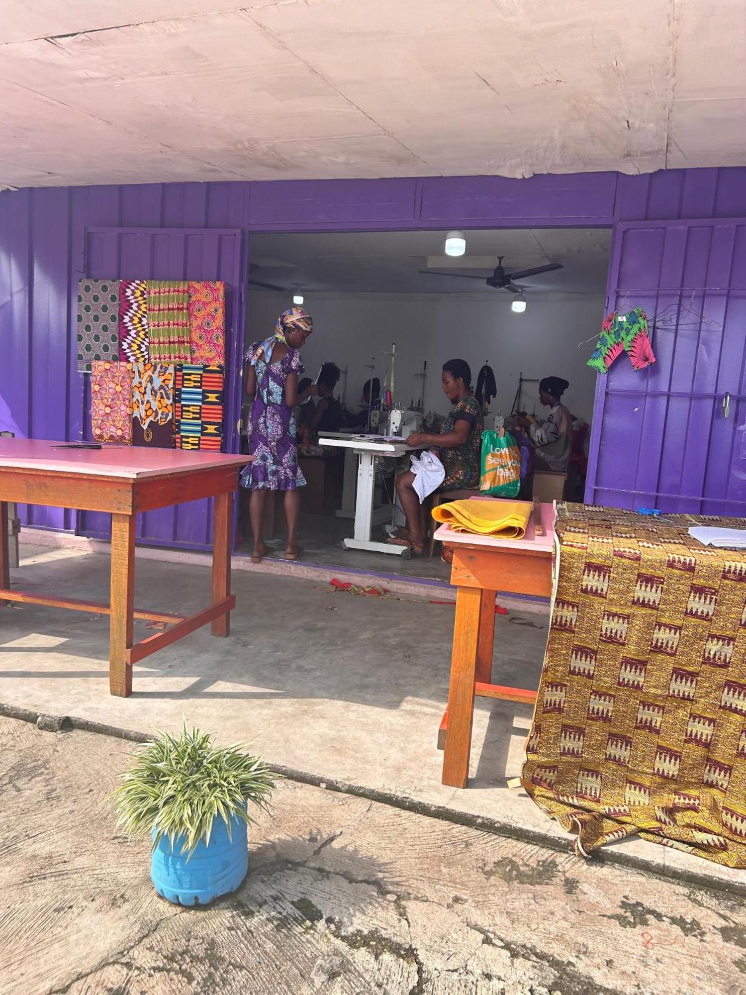 Tumi Hostel Kumasi Luaran gambar