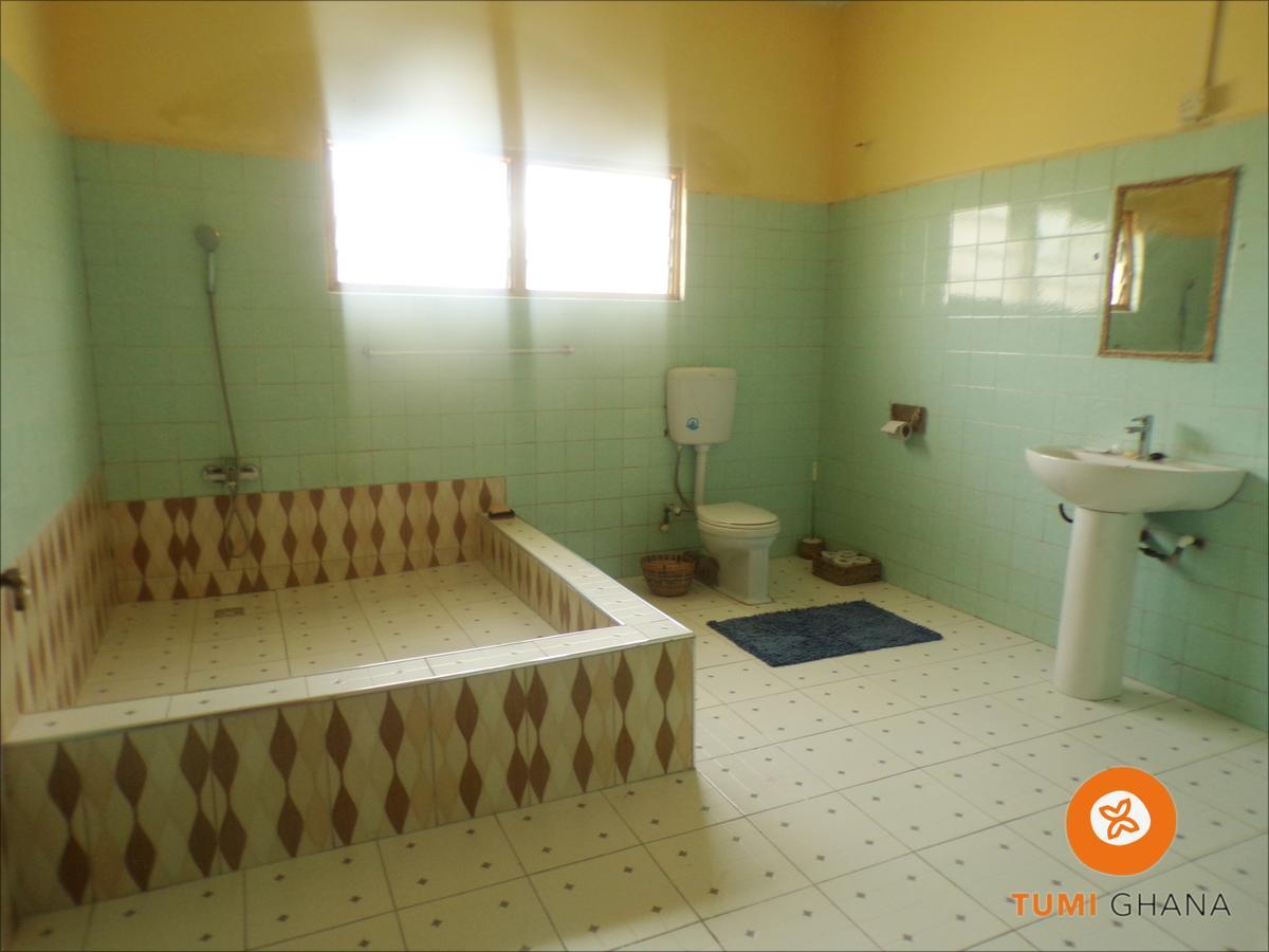 Tumi Hostel Kumasi Luaran gambar